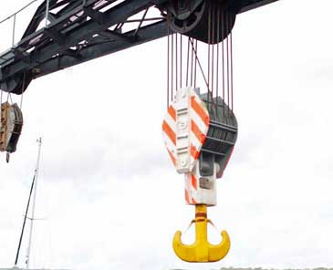 150 Tonne Floating Revolving Crane
