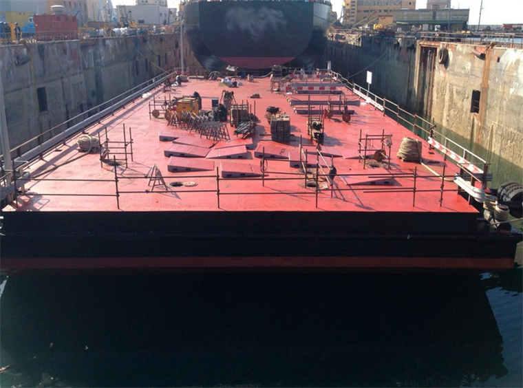 49.6 m x 19.5 m x 4.3 m Flat Top Barge, 1,800-tonne Dead Weight